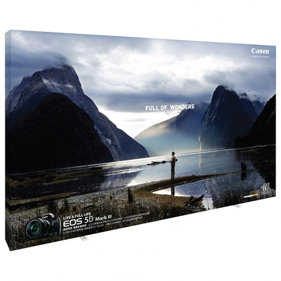 Embrace™ 15ft Push-Fit Display