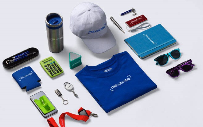 Trade Show Swag: Choosing the Right Giveaways to Drive Engagement