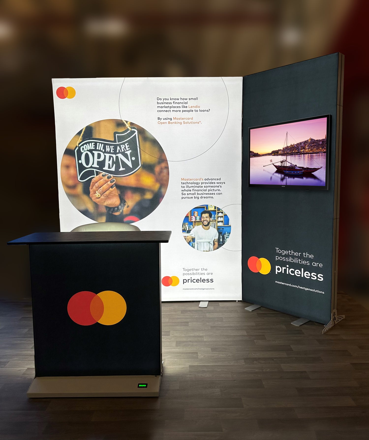 BrightLine and StraightLine trade show booth display set up with podium for Mastercard